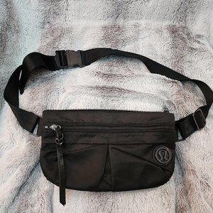 Lululemon Fanny pack
